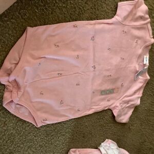 Gymboree Brand New 3T little girls romper with little embroidered flowers